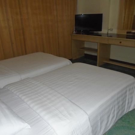 Hotel Duta Палембанг Экстерьер фото